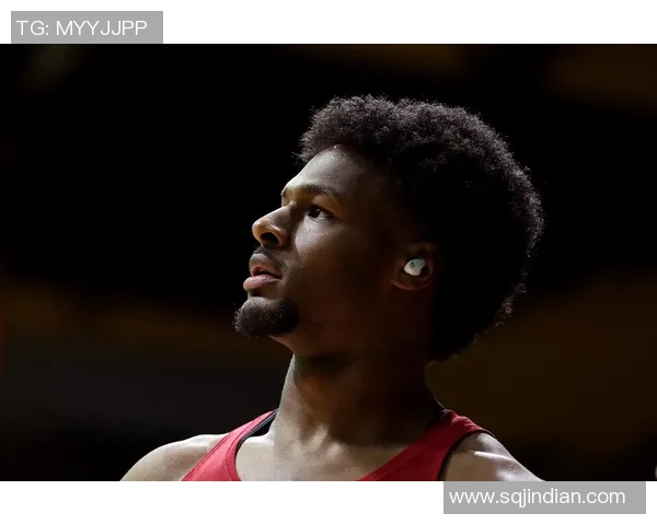 詹姆斯父子同台即将成真布朗尼正式宣布参加NBA选秀 詹姆斯父子同台即将成真布朗尼正式宣布参加NBA选秀