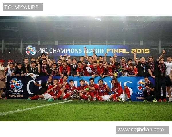 鲁能全华班对决恒大全华班的巅峰对决展现中国足球新风貌 鲁能全华班对决恒大全华班的巅峰对决展现中国足球新风貌