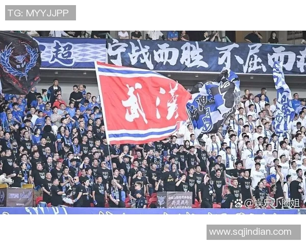 中超激战天海对决人和双方争夺关键三分展现球队实力与斗志 中超激战天海对决人和双方争夺关键三分展现球队实力与斗志