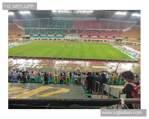 中日德兰与山东鲁能的精彩对决展现足球魅力与团队精神