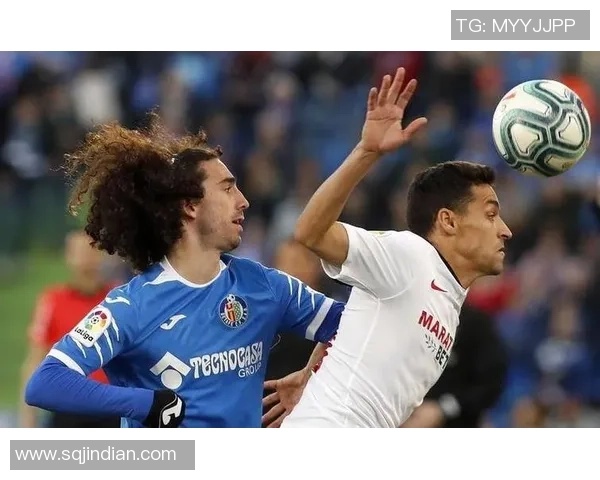 亚特联与银河的对决揭示足球战术的较量与激情碰撞 亚特联与银河的对决揭示足球战术的较量与激情碰撞