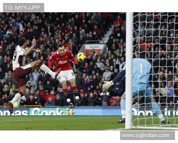 曼联对桑德兰比赛前瞻及比分预测分析助你了解赛事动态 曼联对桑德兰比赛前瞻及比分预测分析助你了解赛事动态